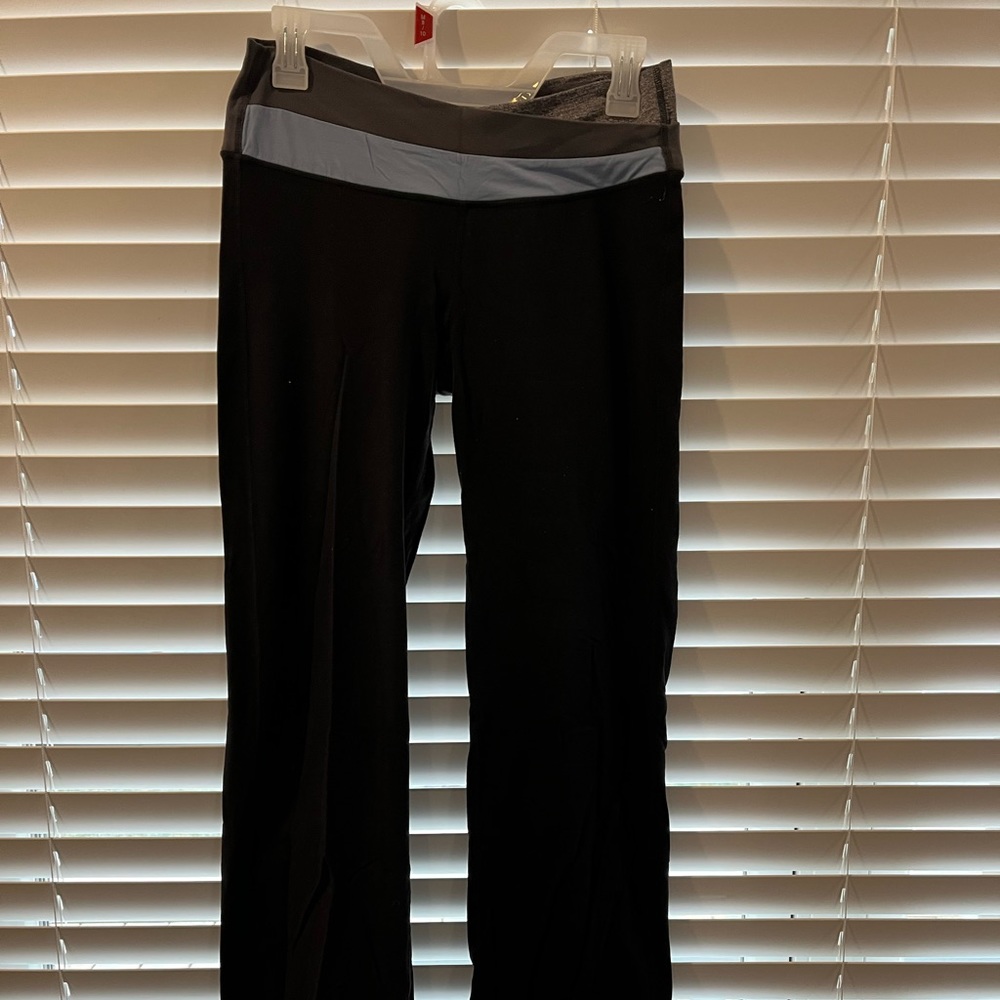 Lulu lemon yoga pants